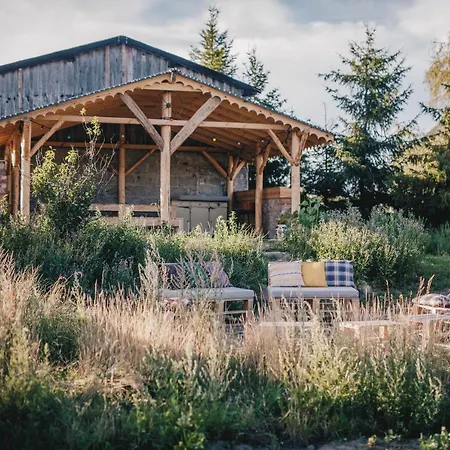 Dom W Sercu Pomlewa Tatil Evi *