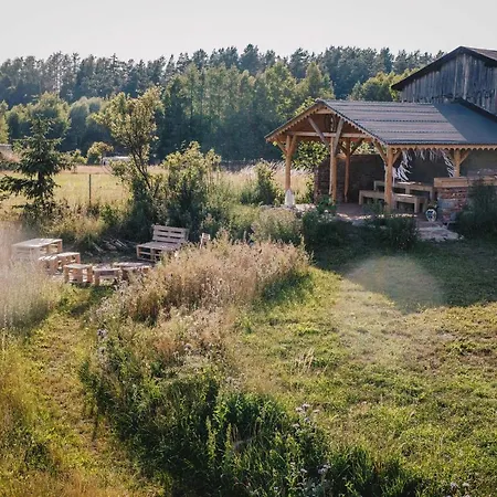 Dom wakacyjny Dom W Sercu Pomlewa